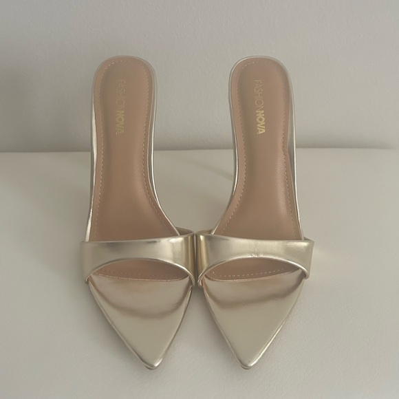 Gold mule heels - Picture 3 of 7